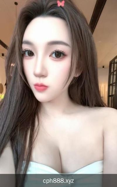 越秀长腿美女淇淇