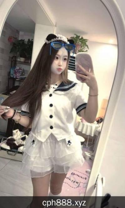 单纯嫩妹媛丽