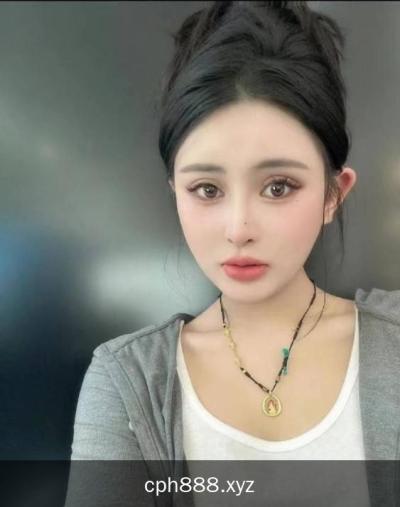 气质高挑服务系小姐姐