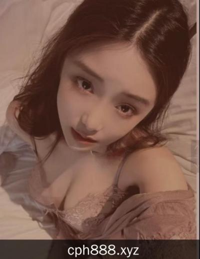 小店大奶小少妇