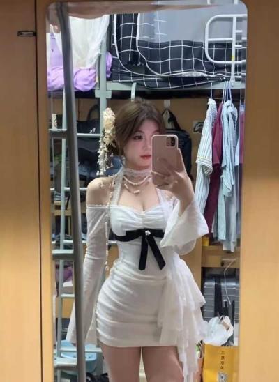 白云极品微胖36D女神-莹莹