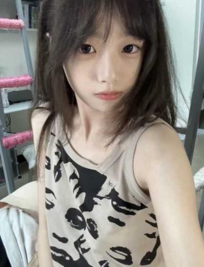 天河清纯甜美妹妹-冰冰