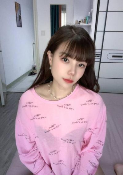 大奶姐姐小叮当