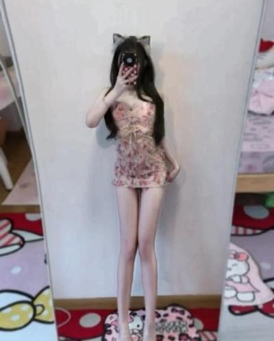 高颜值萝莉妹妹
