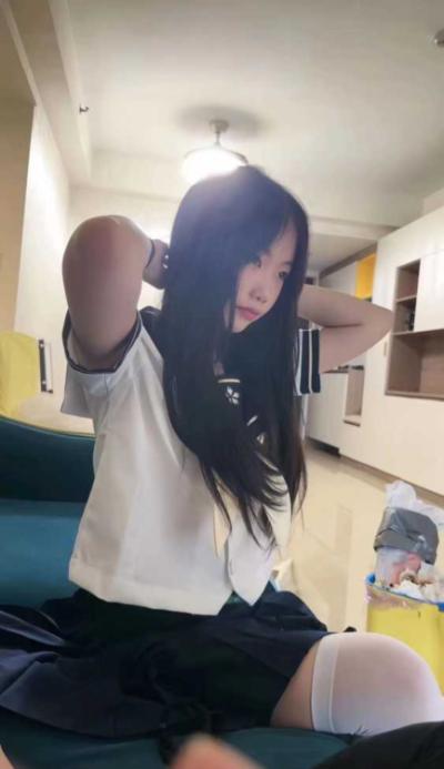 天河区学妹初次下海兼职服务-田美馨