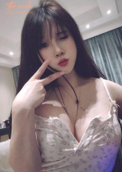 天河舌吻小妖精