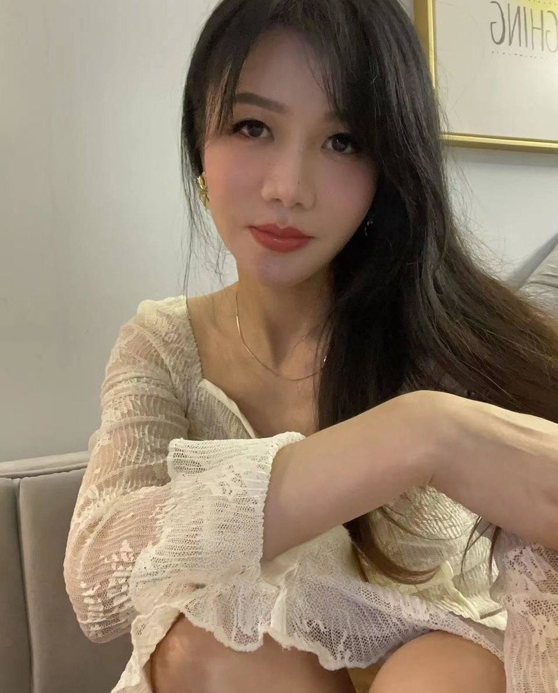 妹妹人美肤滑B紧水多阴道浅