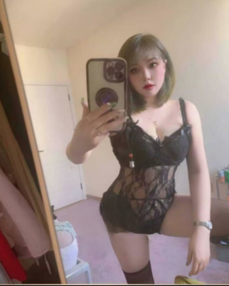 丰满风骚极品女