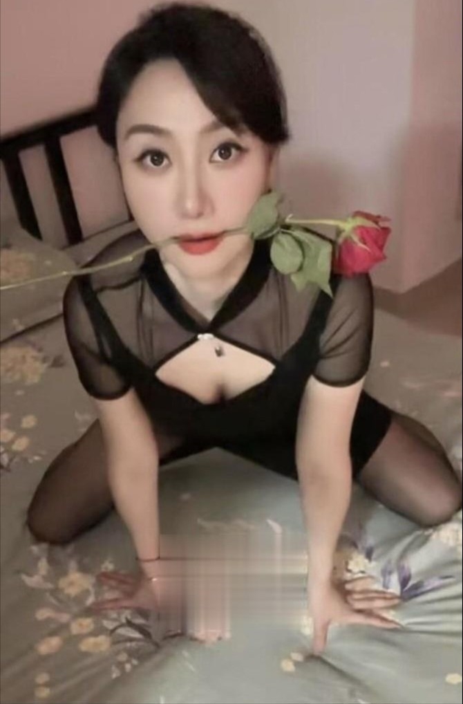 少妇萌萌